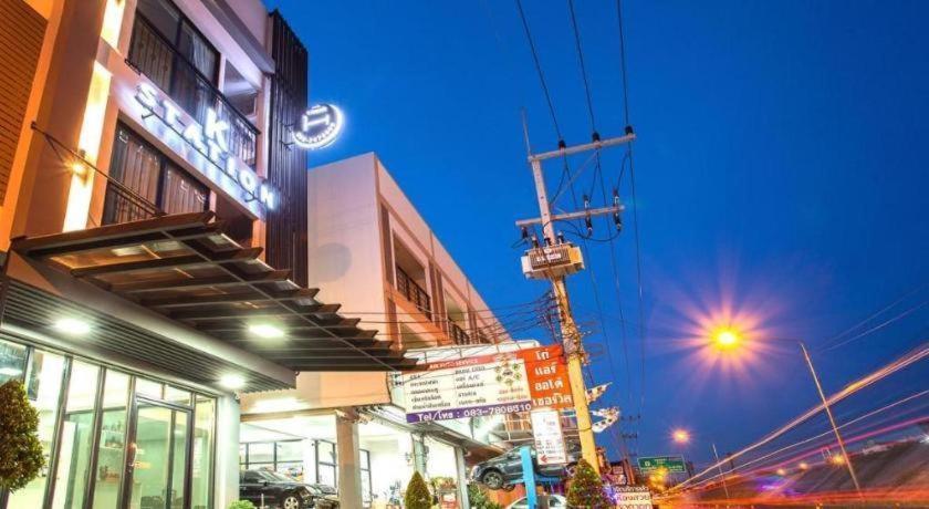 Hotel K Station Pattaya Exterior foto